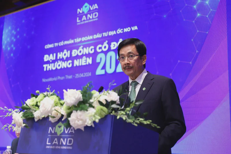 Chủ tịch HĐQT Novaland Bùi Thành Nhơn phát biểu tại đại hội cổ đông