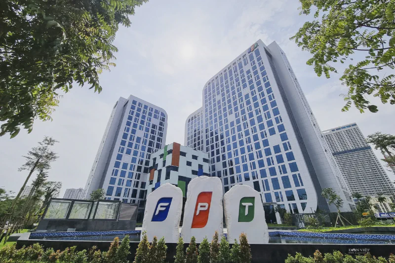 FPT mất 25% từ đầu năm, khối ngoại rút gần 10.000 tỷ