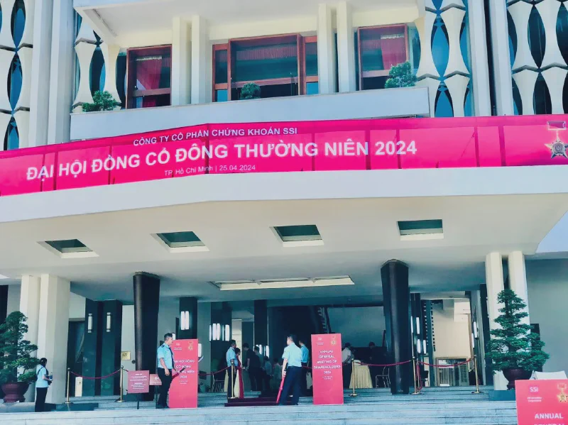 Đại hội đồng cổ đông SSI tại Hội trường Thống Nhất