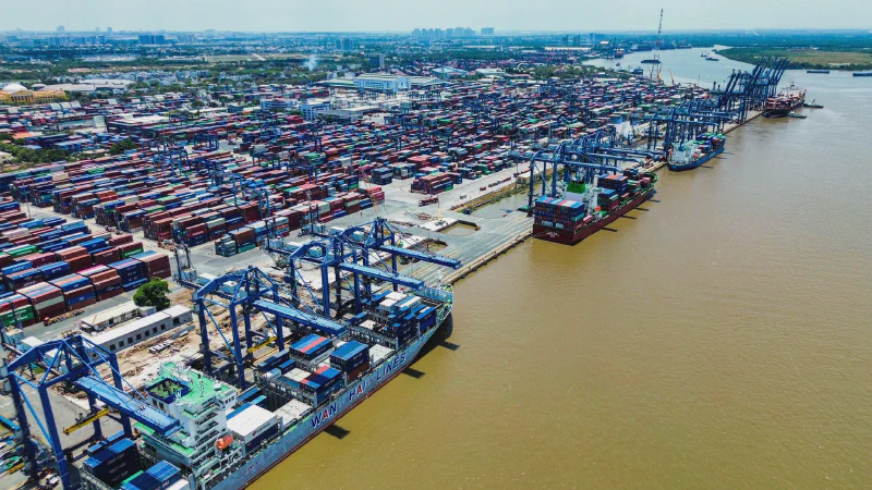 Cảng container Việt Nam, chuỗi cung ứng chịu áp lực chi phí vận tải tăng cao