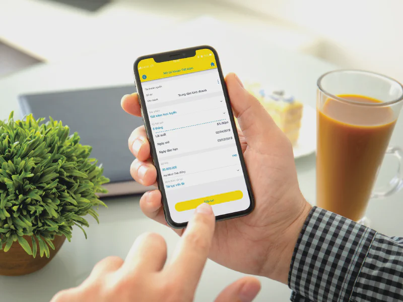 Kiểm tra lãi suất trên ứng dụng mobile banking