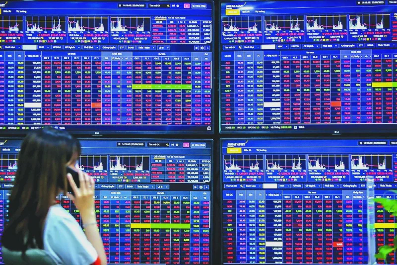 Cổ phiếu BĐS ngược dòng phiên giảm 20 điểm, NVL tăng 20%