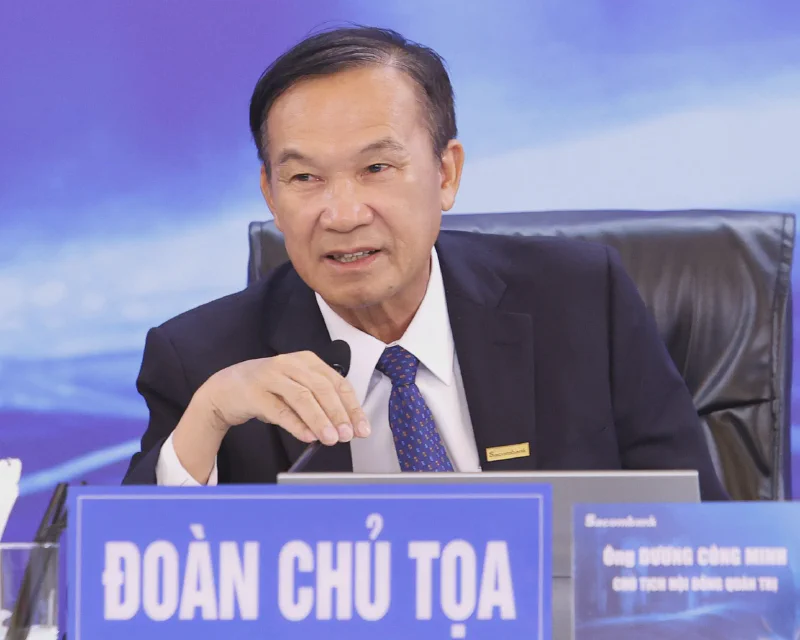 Chủ tịch Sacombank Dương Công Minh