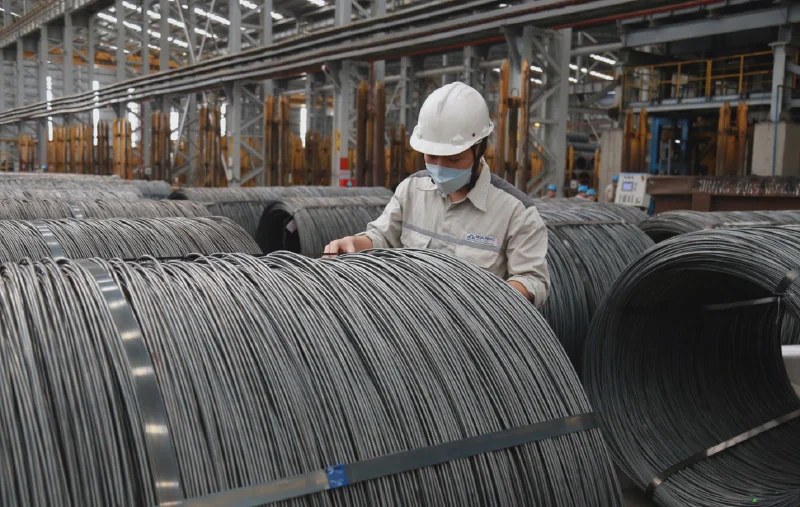 Nhà máy thép Hòa Phát, doanh nghiệp dẫn đầu nhóm vật liệu cơ bản Q1/2026