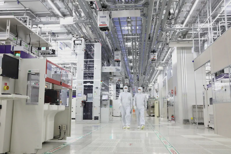 Nhà máy bán dẫn Samsung Electronics tại Hàn Quốc