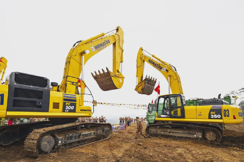 Large-scale apatite mining operations in Lao Cai province