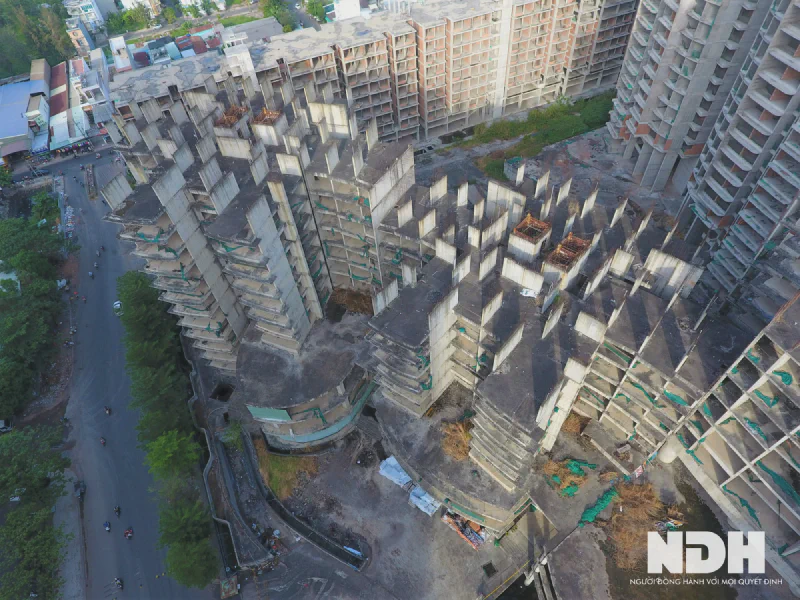 Unfinished Novaland project reflecting the company&rsquo;s financial difficulties