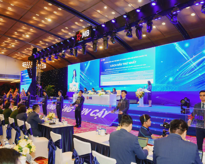 MB admits market is short of cash: Three mechanisms squeezing bank NIM in 2026