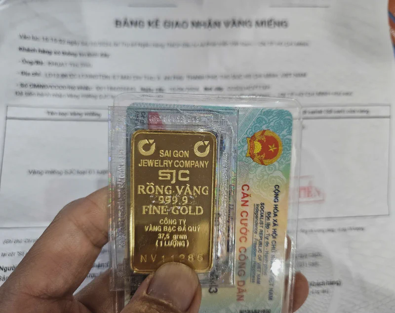SJC 999.9 bar gold — the product Vietnamese retail holds and will face new alternatives for over the next 6-12 months