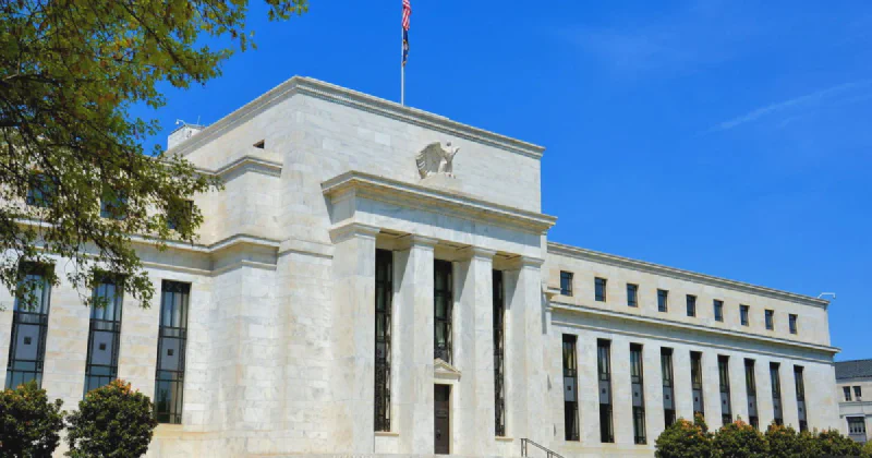 The Federal Reserve building in Washington — the Fed&rsquo;s high-rate stance raised the opportunity cost of holding gold