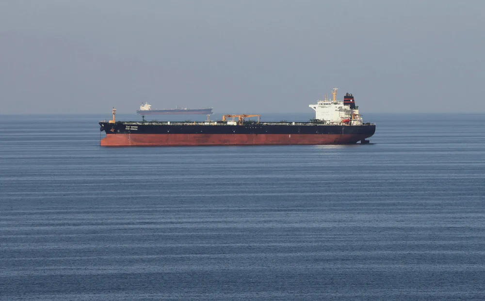 Brent at 126 USD: Vietnam's Fuel, CPI, and the SBV's Policy Margin