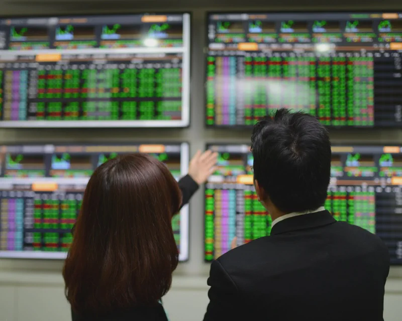 Brent, Wall Street, Fed: Three Forces, Three Directions