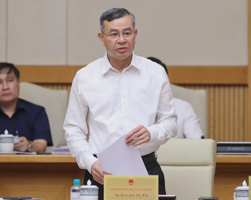 Moody's Positive Outlook: Three Channels Into Vietnam's Capital Market
