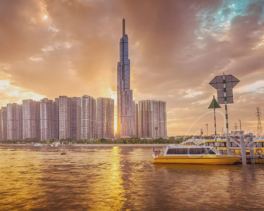 Banks Rise, Yet VN-Index Still Loses 9.75 Points