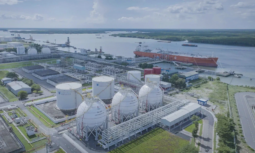 VN-Index Barely Fell, Portfolios Still Felt Heavy